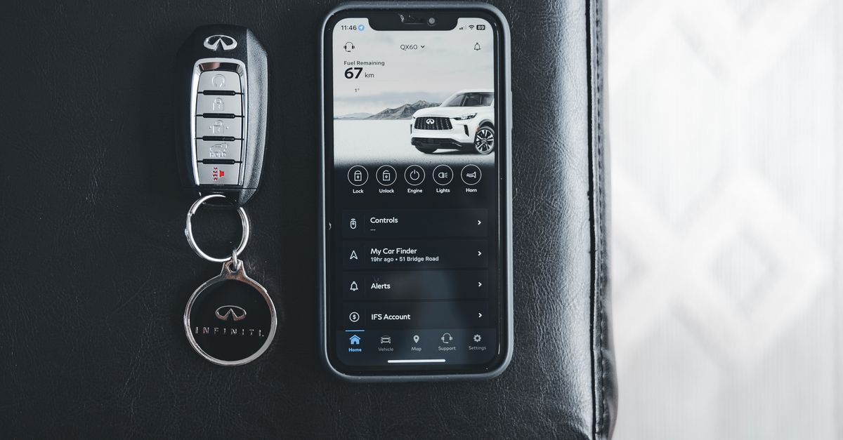 Hyundai car key fob — Garden City Locksmith Services